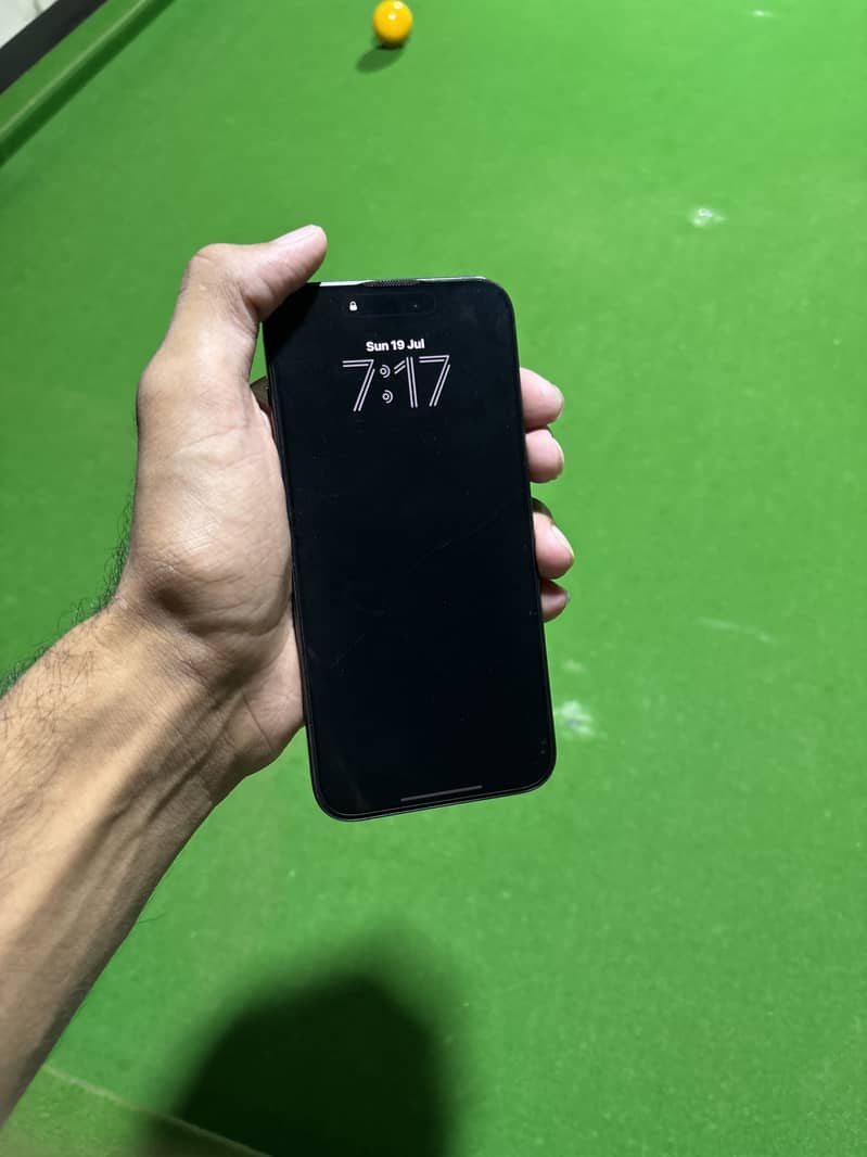 Apple iPhone 15 Pro Max 3