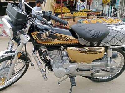125 golden self start demand 275