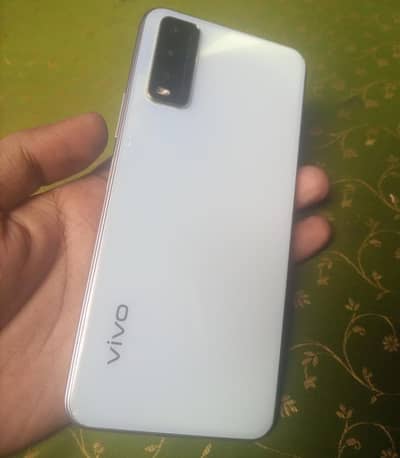 Vivo V20