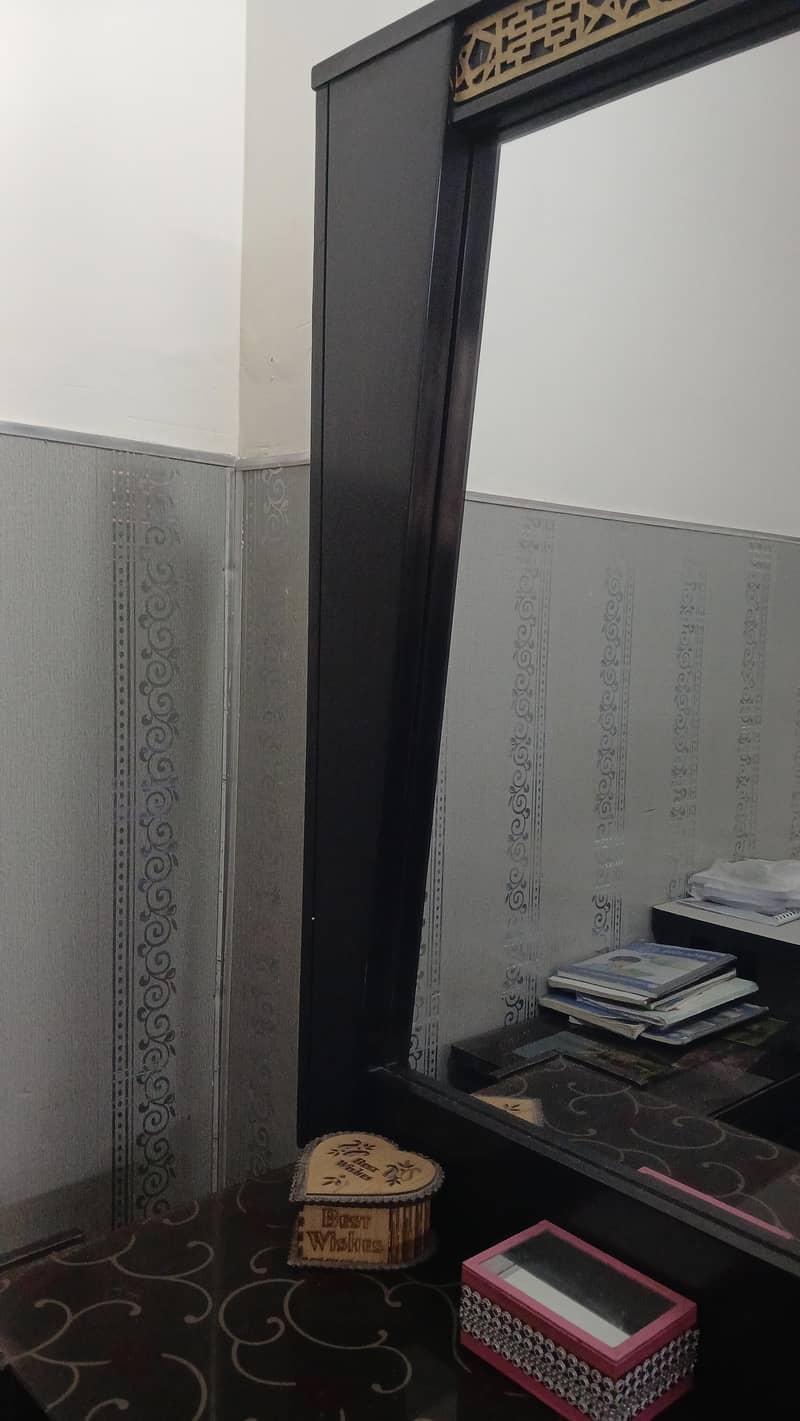 Dressing tables 0