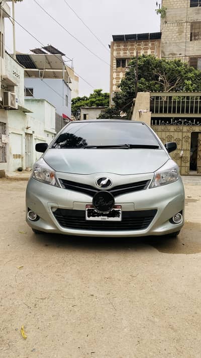 Toyota Vitz 2013 / 2016