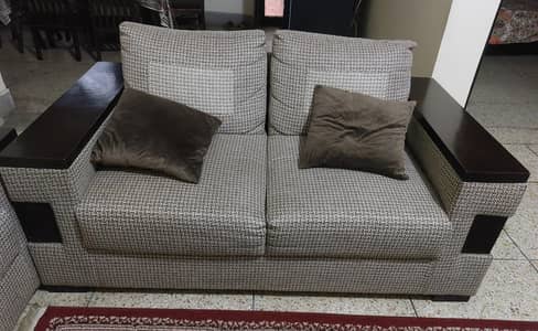 Sofa set