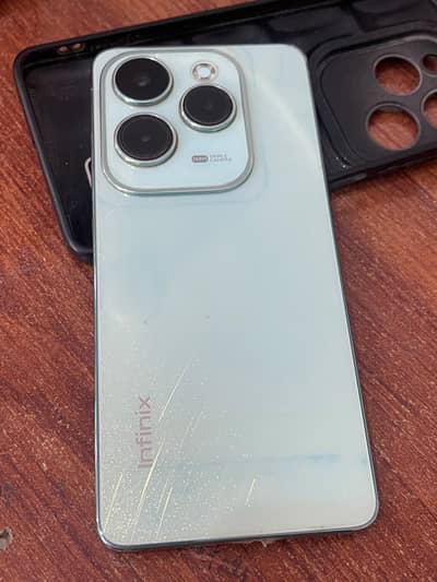 Infinix Hot 40 Pro