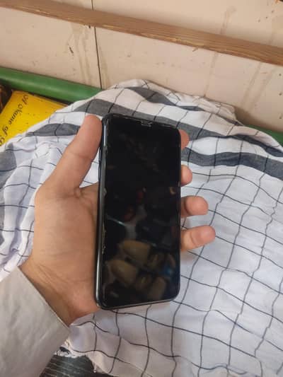 Apple iPhone XR