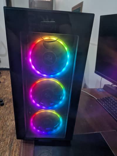 Core i7 3rd generation PC with 22 inch Samsung LED monitor