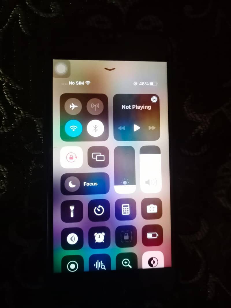 Apple iPhone 7 0