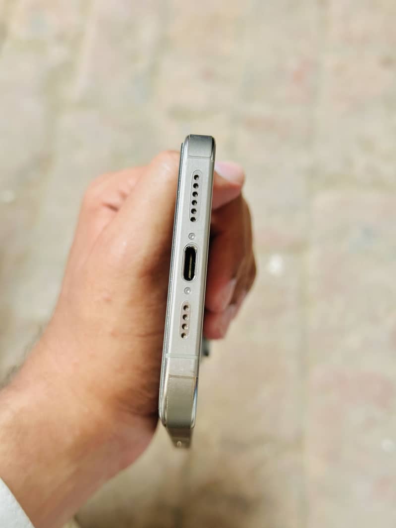 Iphone 15 pro max 1