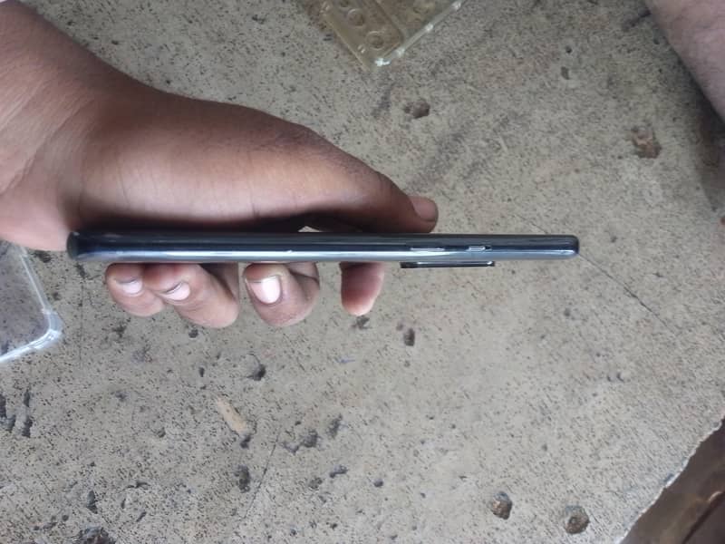 One Plus 8 Pro 4