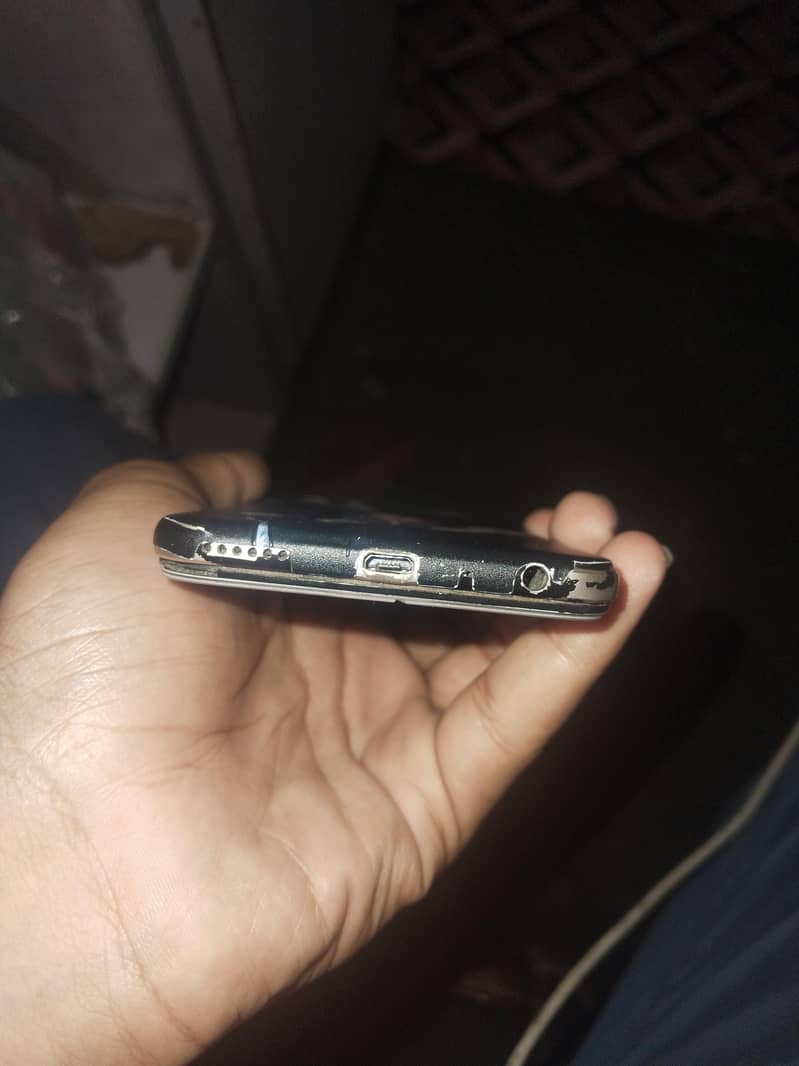 OPPO A57 1