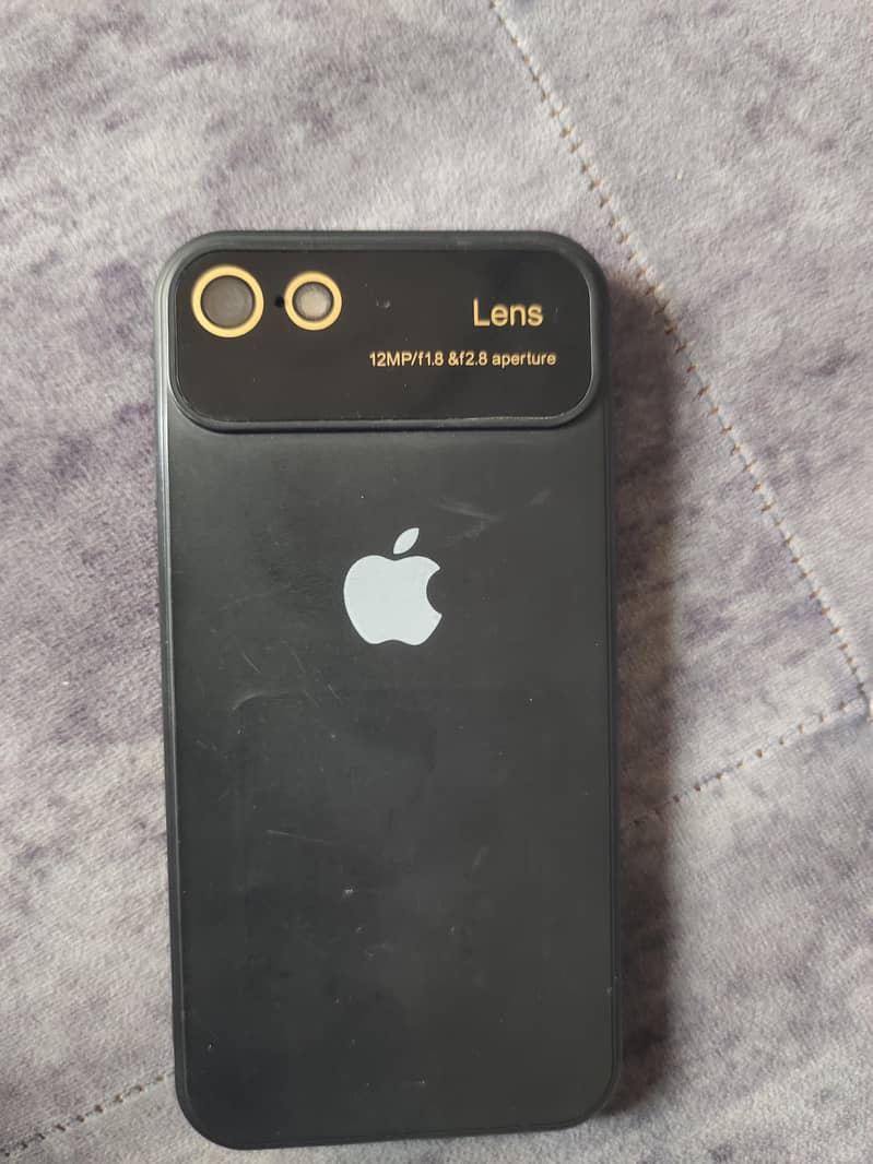 Apple iPhone 7 1
