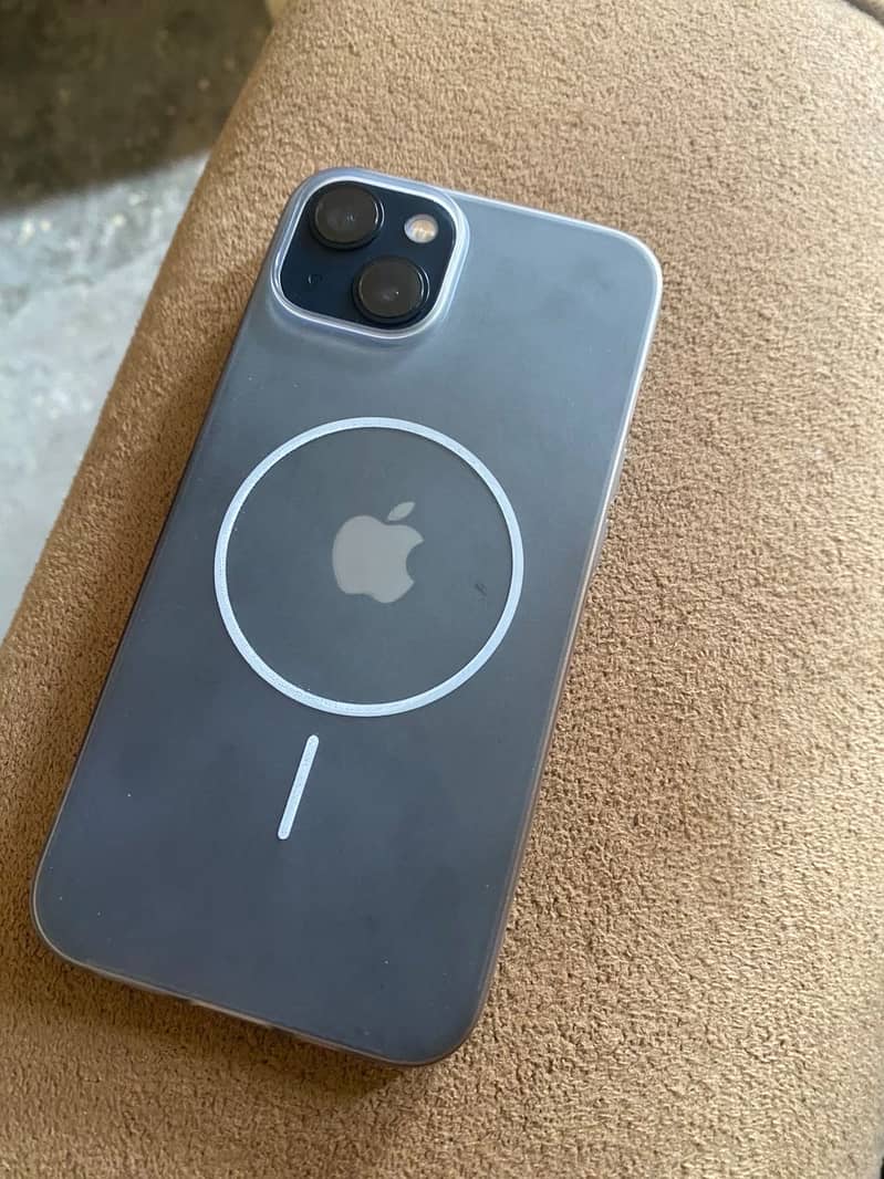 Apple iPhone 13 1