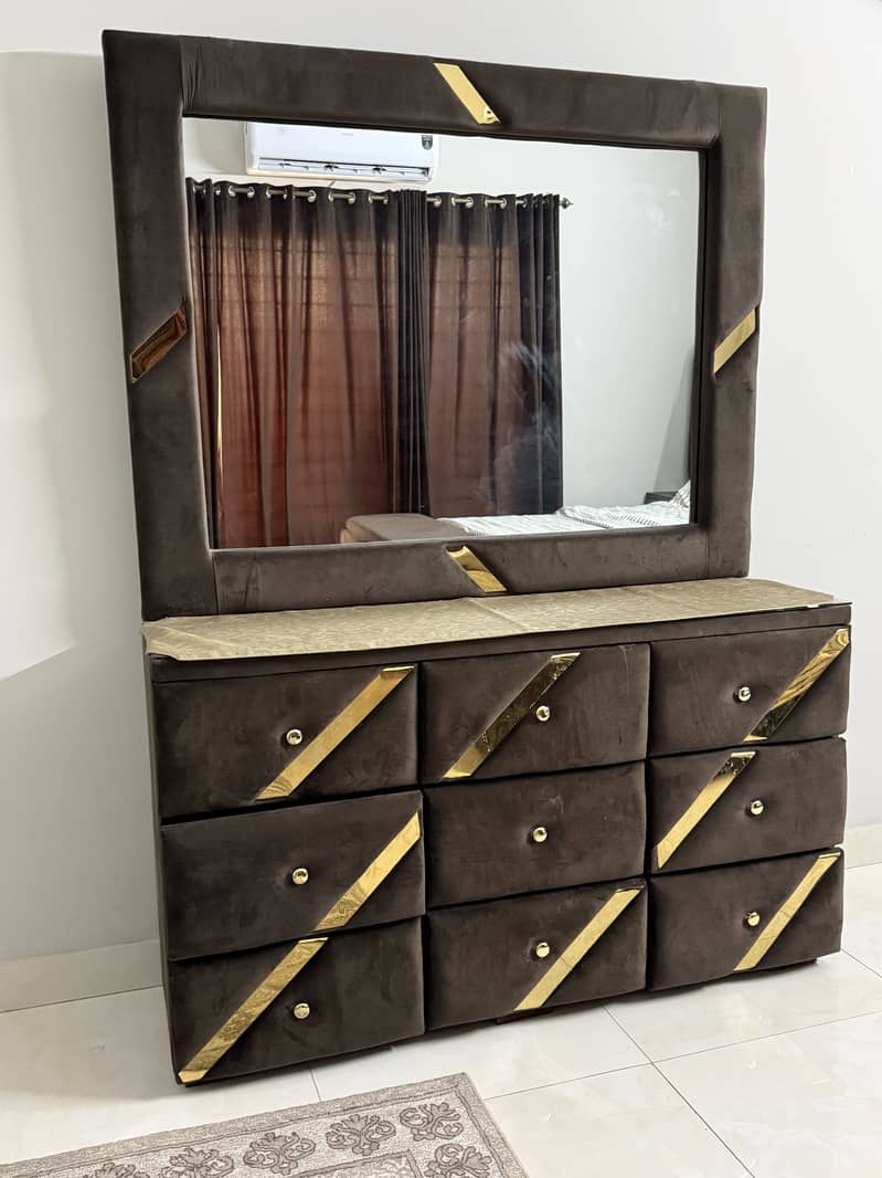 King Bed size 4