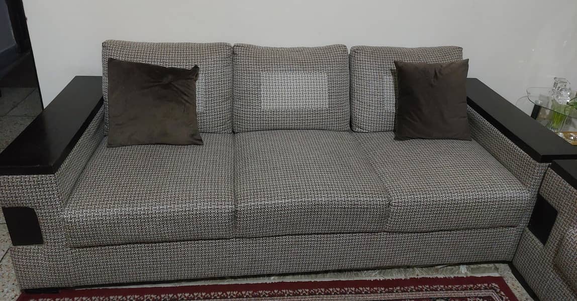 5 Seater Sofa Set 0