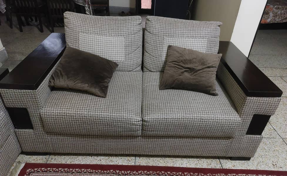 5 Seater Sofa Set 1