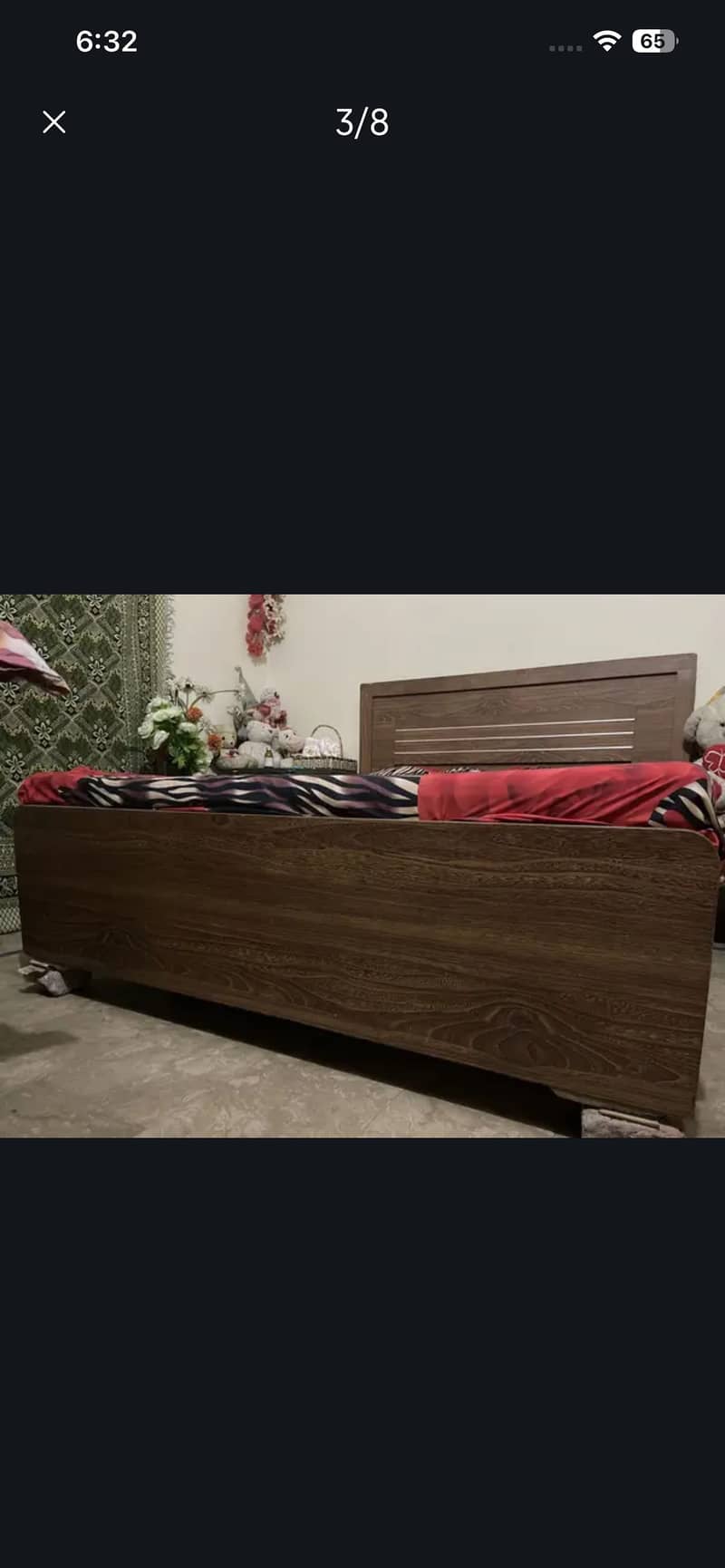 Woden bed 0