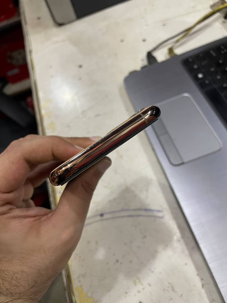 Iphone 11 pro 3