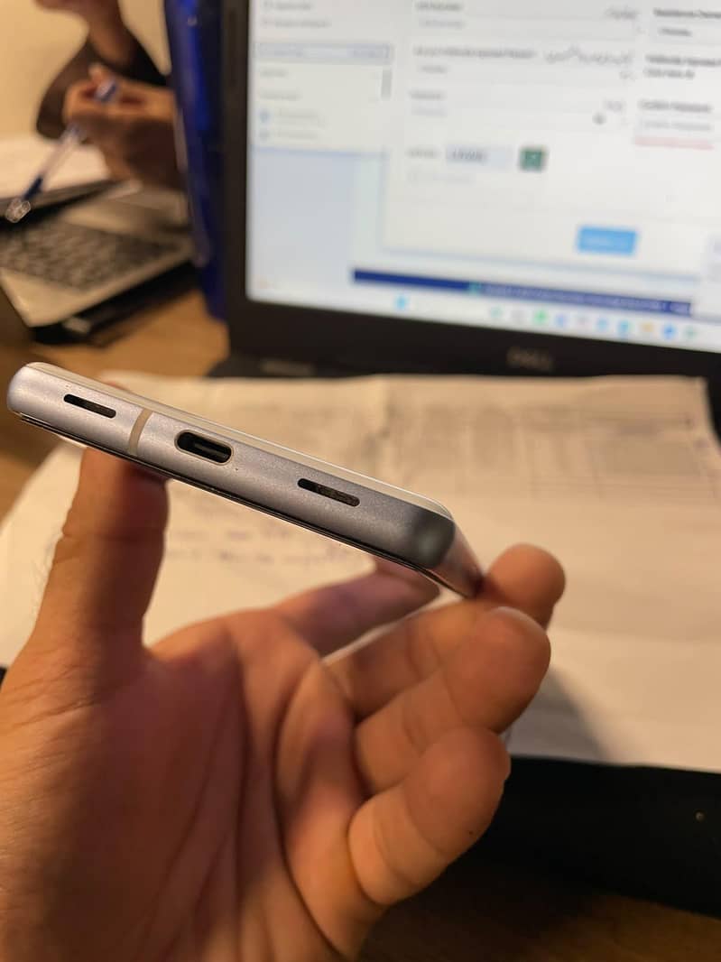 Google Pixel 7a 4