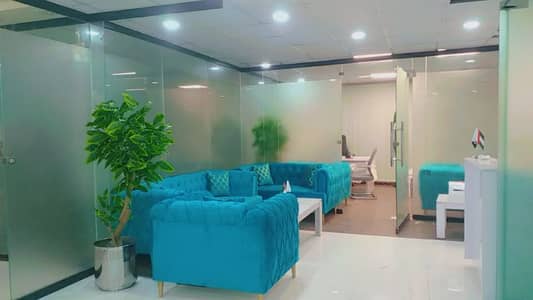 800 SQFT OFFICE FOR RENT AT IDEAL LOCATION OF GULBERG