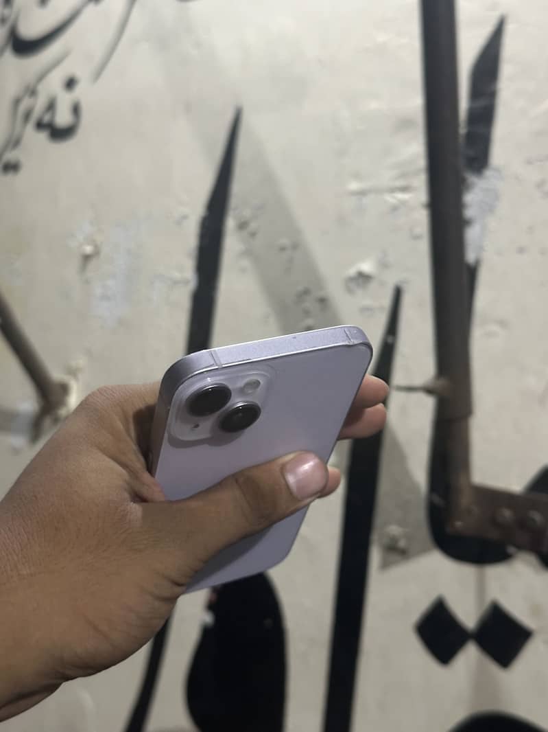 IPHONE 14 6