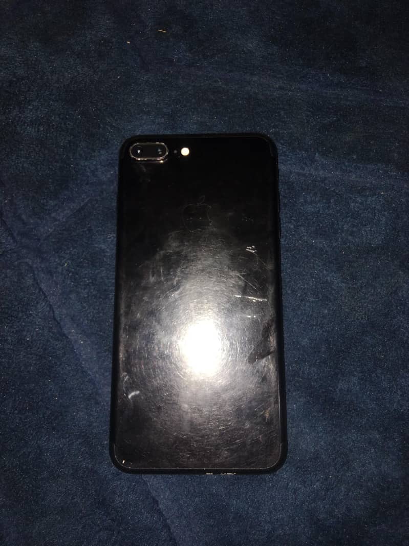 Apple iPhone 7 Plus 0