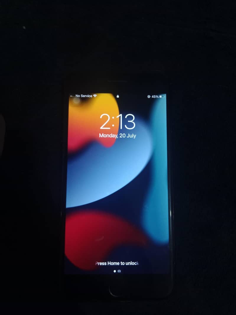 Apple iPhone 7 Plus 1