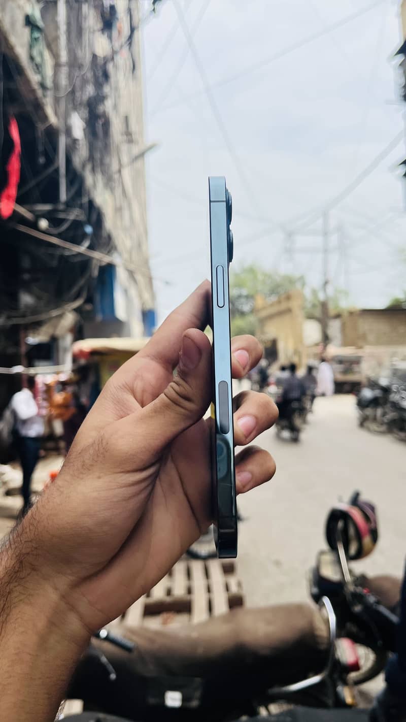 iphone 12 pro max 5