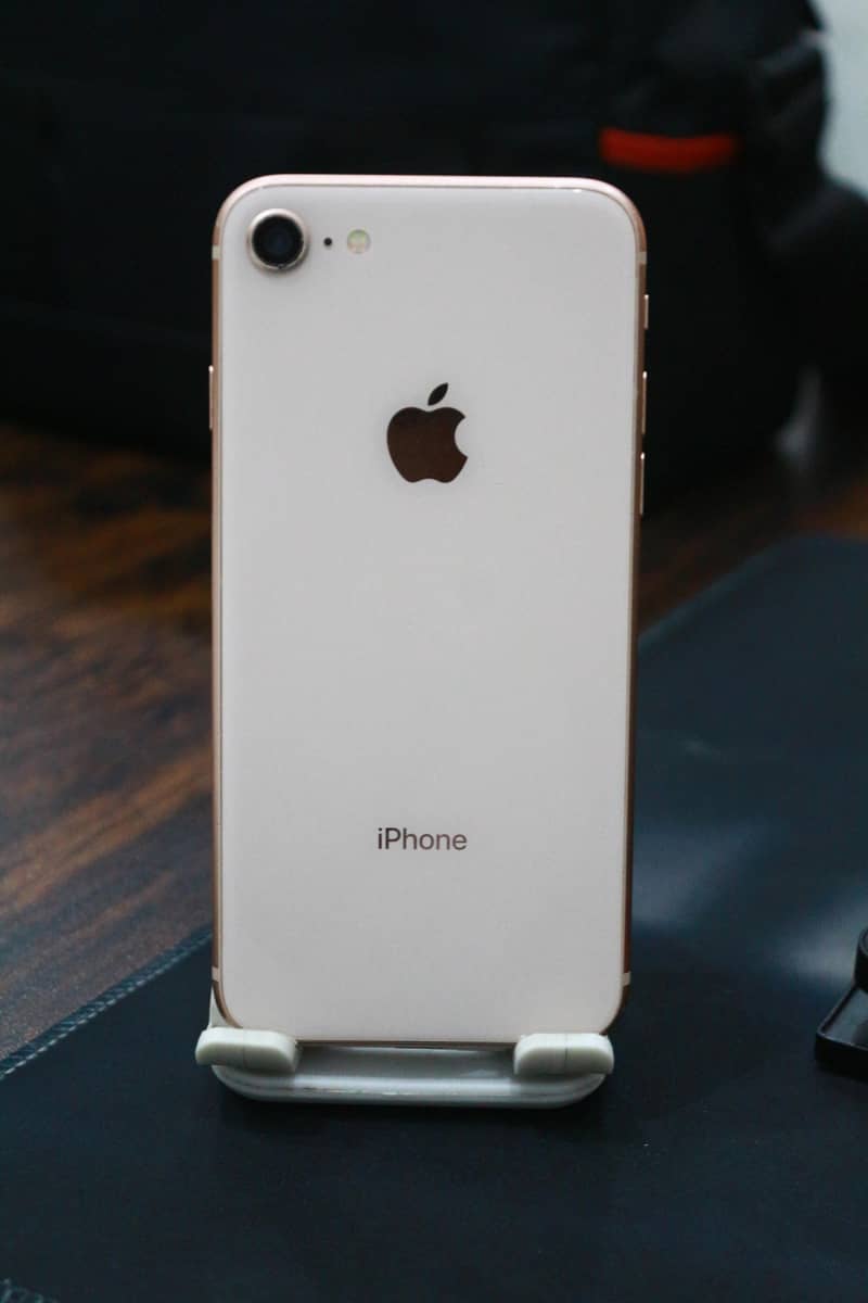 Apple iPhone 8 3