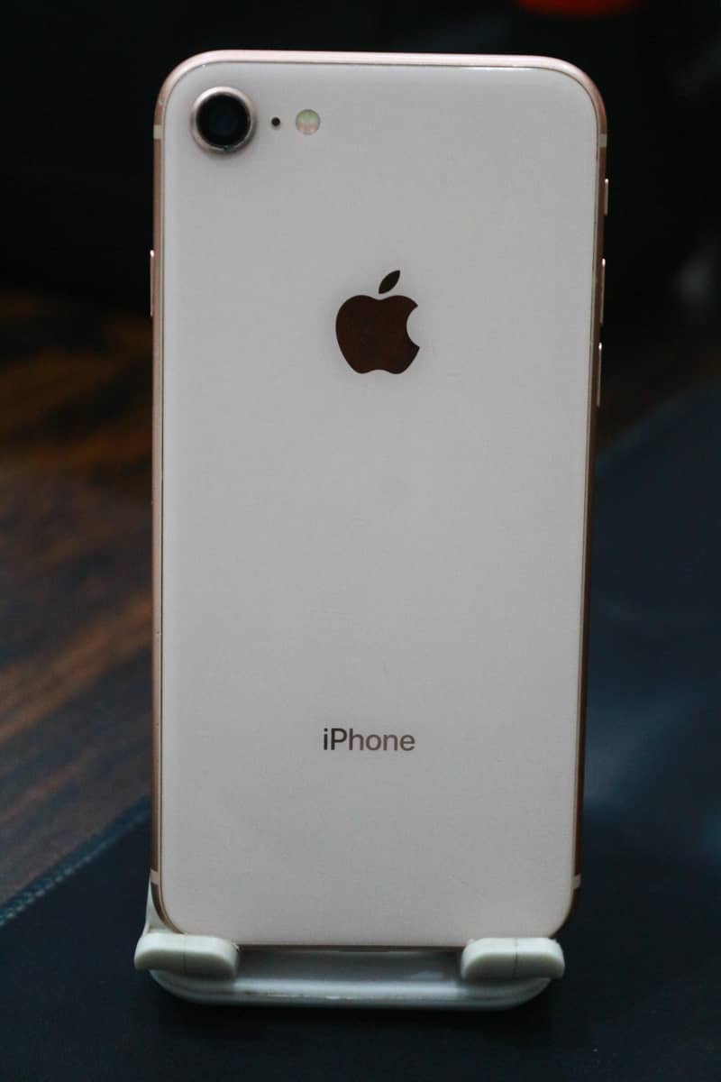 Apple iPhone 8 5