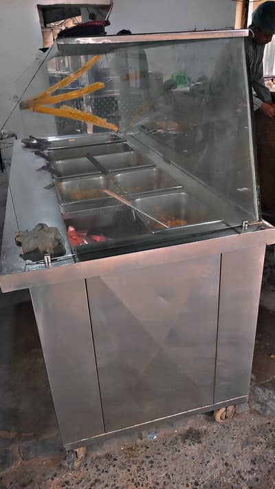Food counter