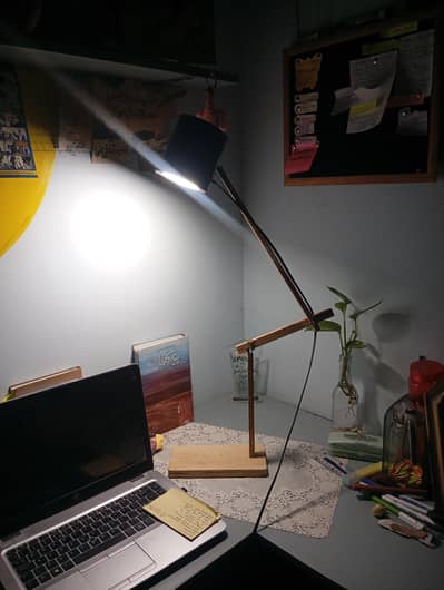 Lamp ( Adjustable size, 360° rotateable )