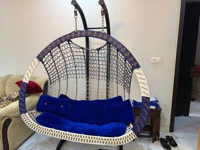 Swinging Chair