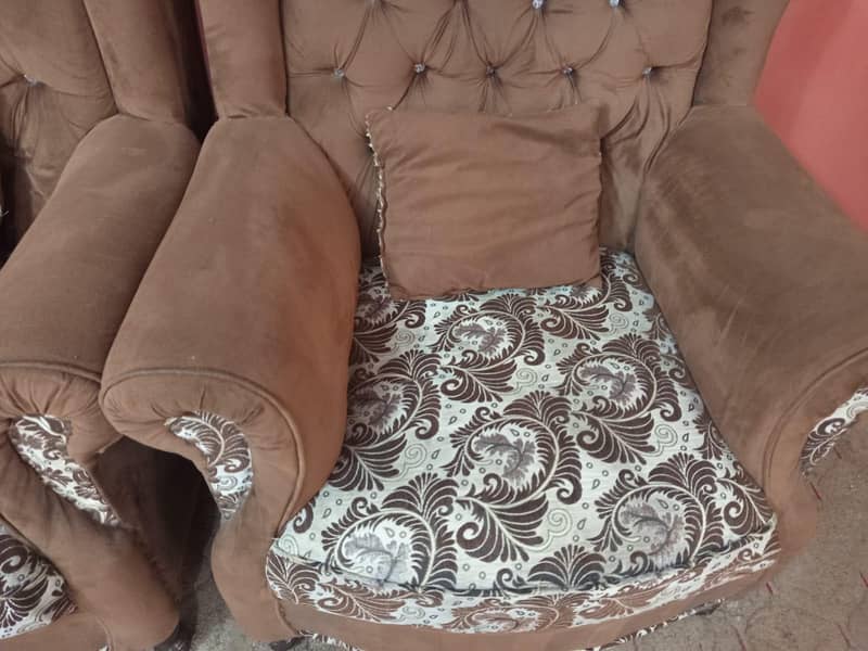 5 seater sofa 3