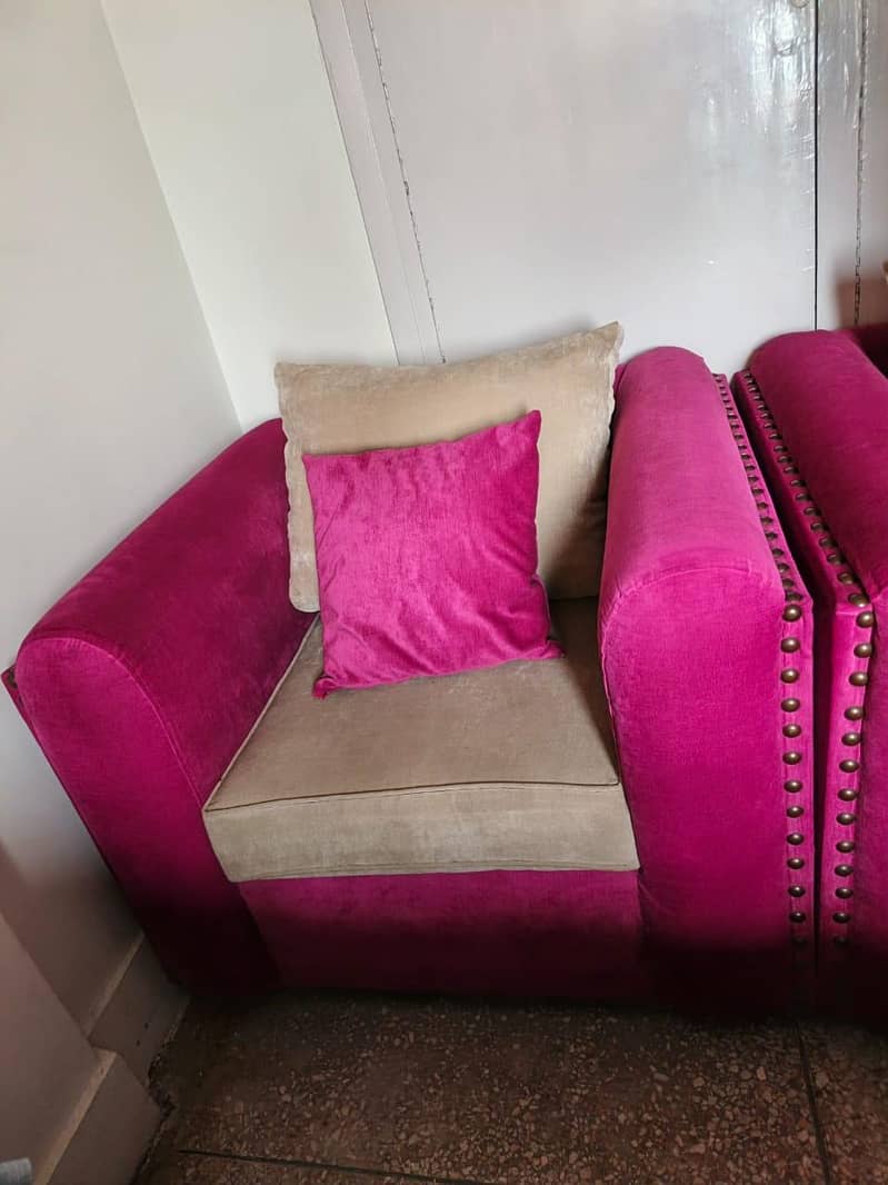 7-seater sofa set 0