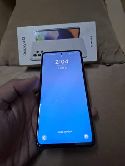 Samsung Galaxy A52 (8GB / 128GB) – Excellent Condition