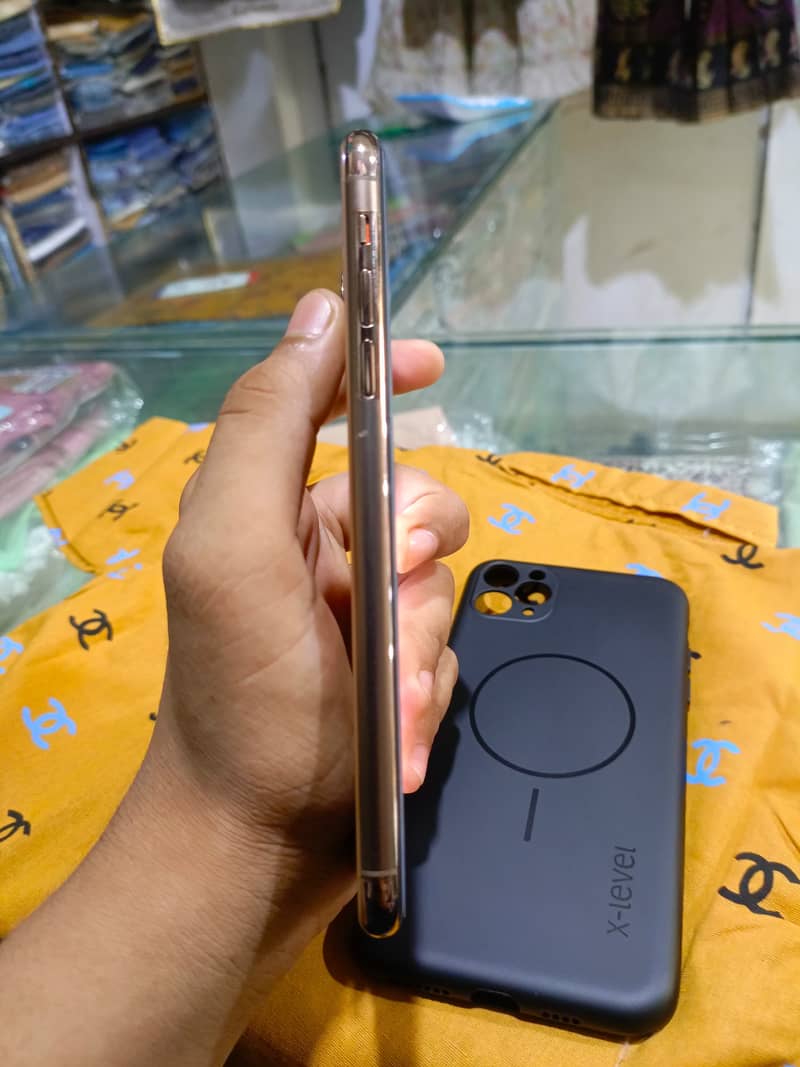 Apple 5