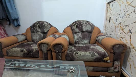 7 Seater Sofa Set with 14mm glass table and designer patti for sale