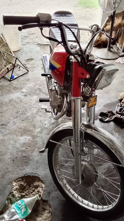 Honda 2004 all jenien parts all ok lush condition