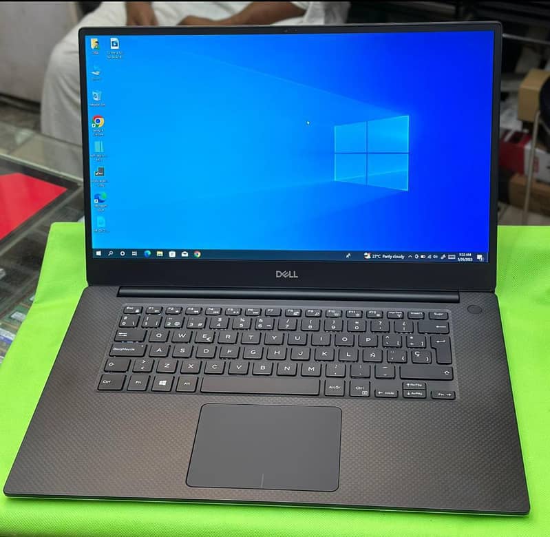 Dell Precision 5540 1