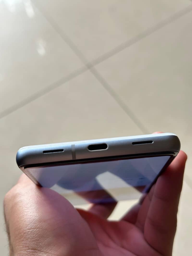 Google Pixel 7a 3