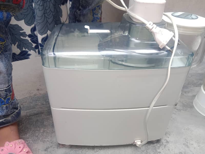 juicer machine 1