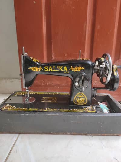 Sewing machine salika