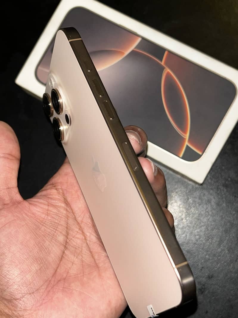 iphone 16 Pro Max 2