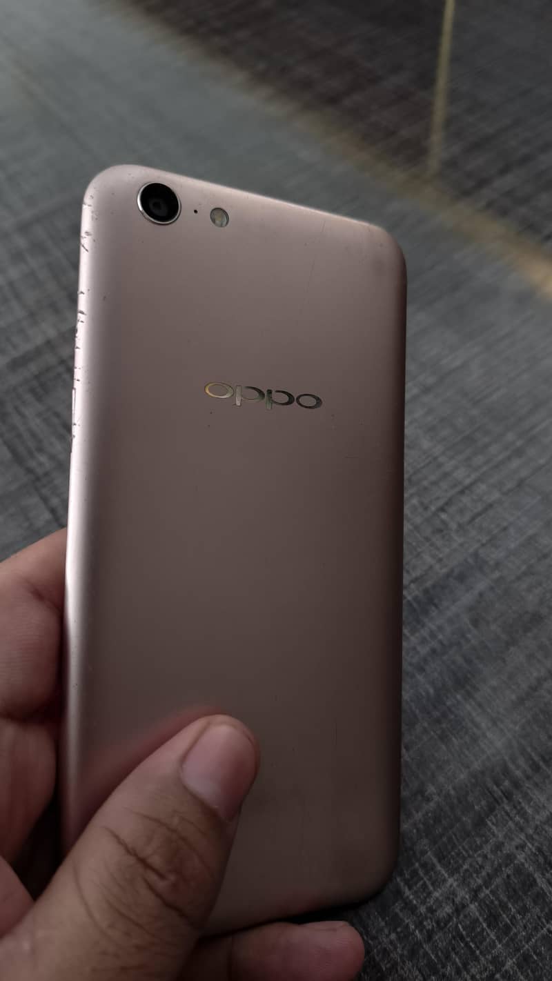 OPPO A71 1