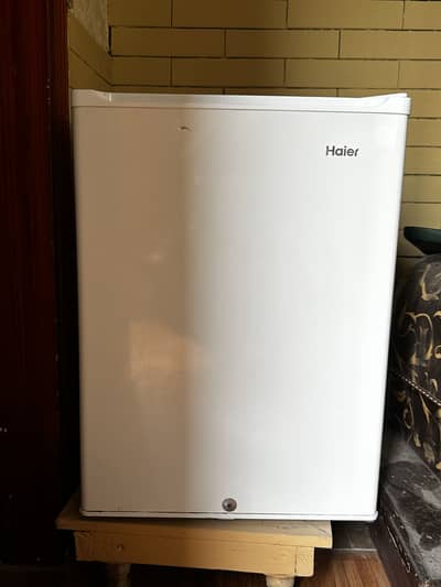 HAIER MINI FRIDGE