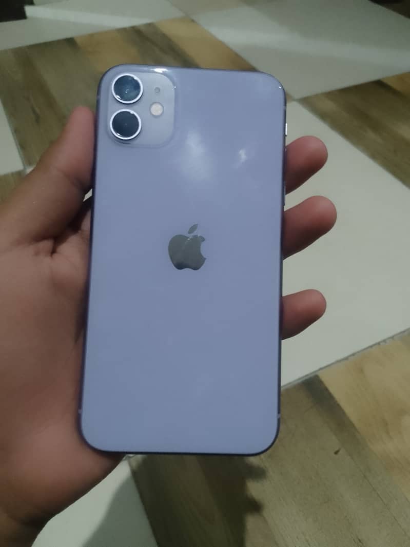 Apple iPhone 11 4