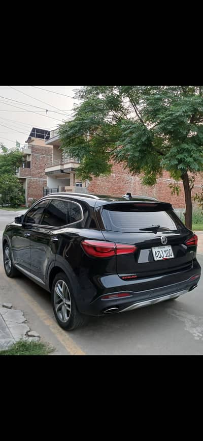 MG HS 2021