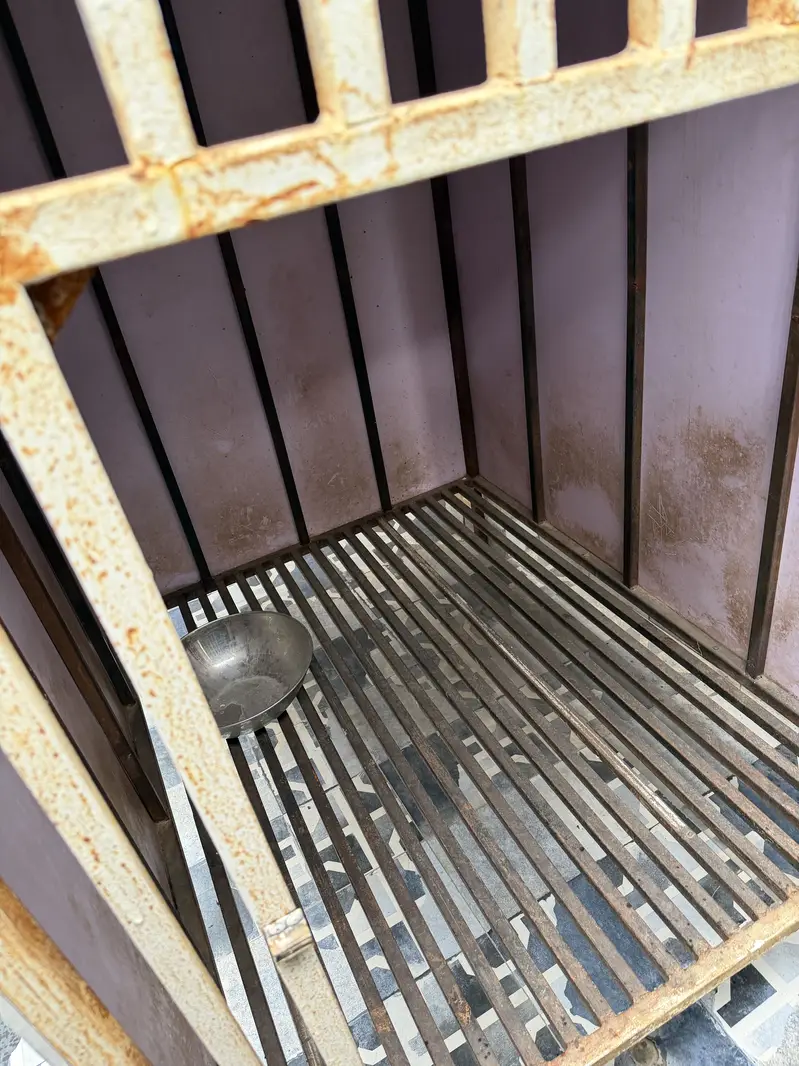 Dog Cage — photo 3