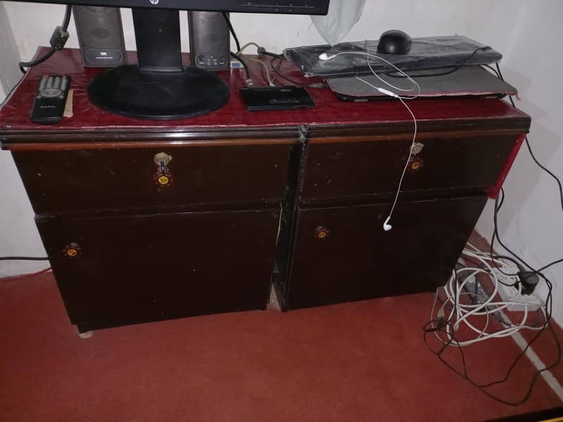 Full size bed 4