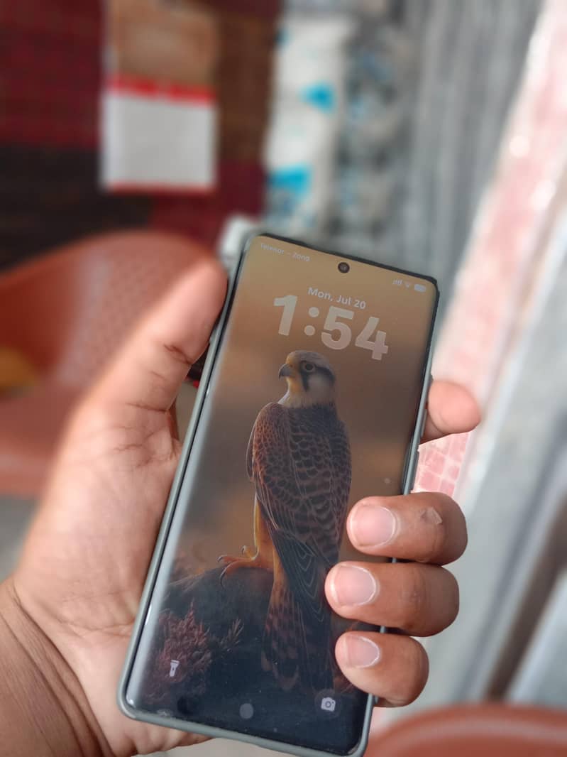 TECNO CAMON 40PRO 6
