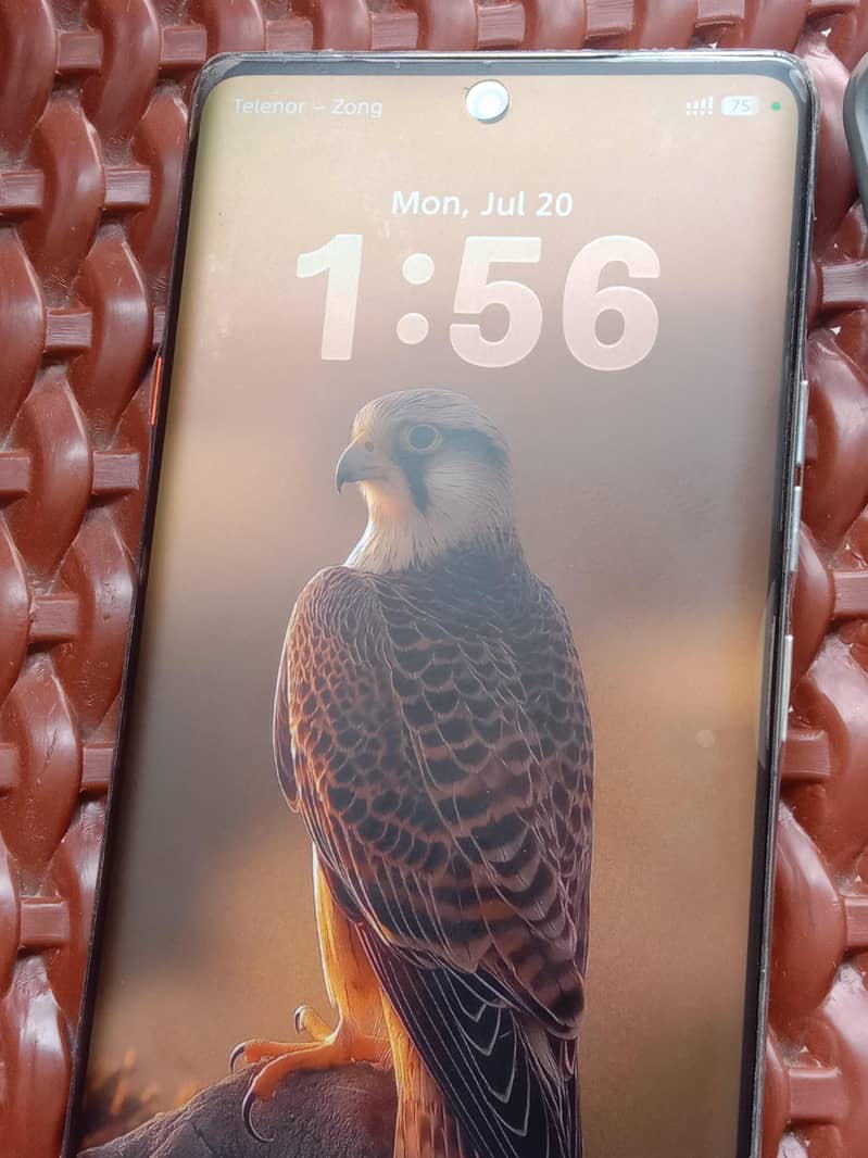 TECNO CAMON 40PRO 8